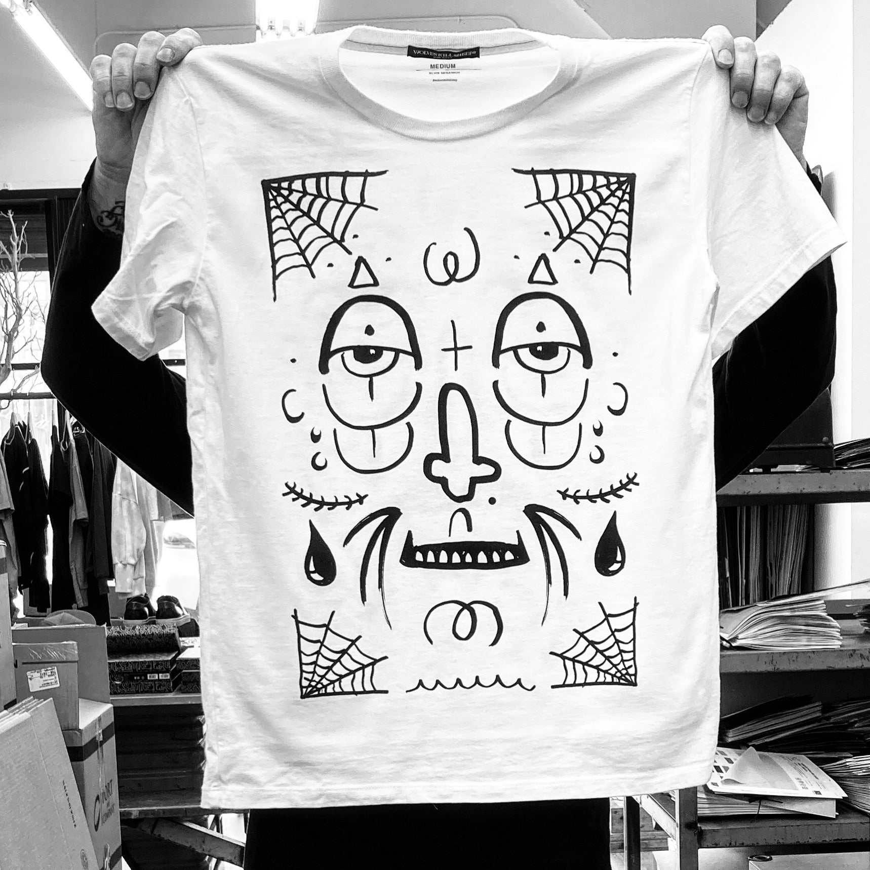 El Visionaire Tee